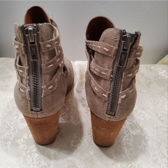 FRYE Naomi Bootie - Picture 8 of 14